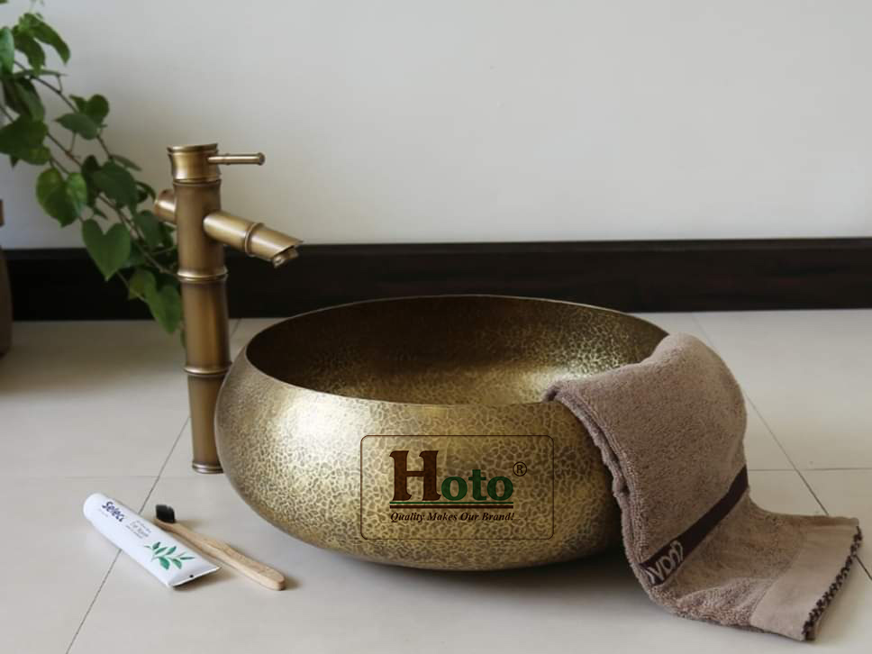 Bồn rửa tay bằng đồng thau, lavabo bằng đồng thau.