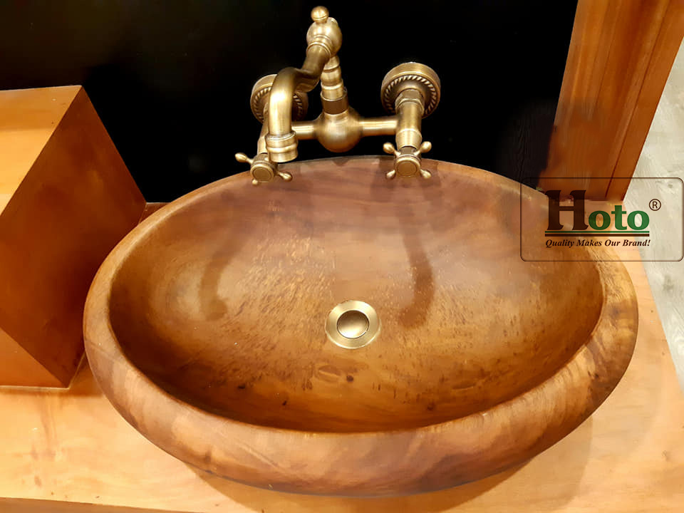 Chậu rửa mặt, lavabo làm bằng gỗ tự nhiên.