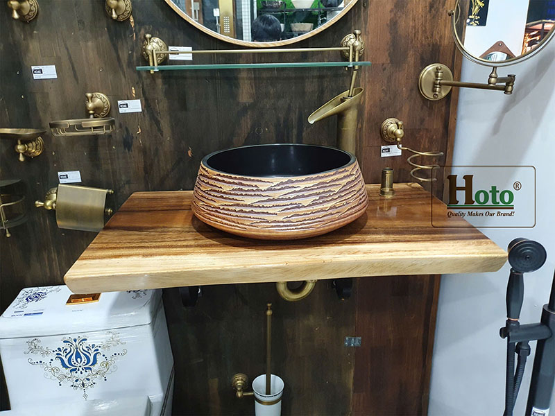 Bộ bàn gỗ me tây nguyên tấm treo tường sử dụng cho lavabo bằng gốm.