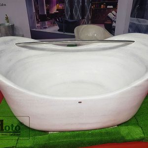 Bồn tắm bằng đá cẩm thạch nguyên khối, vẻ đẹp của sự sang trọng.