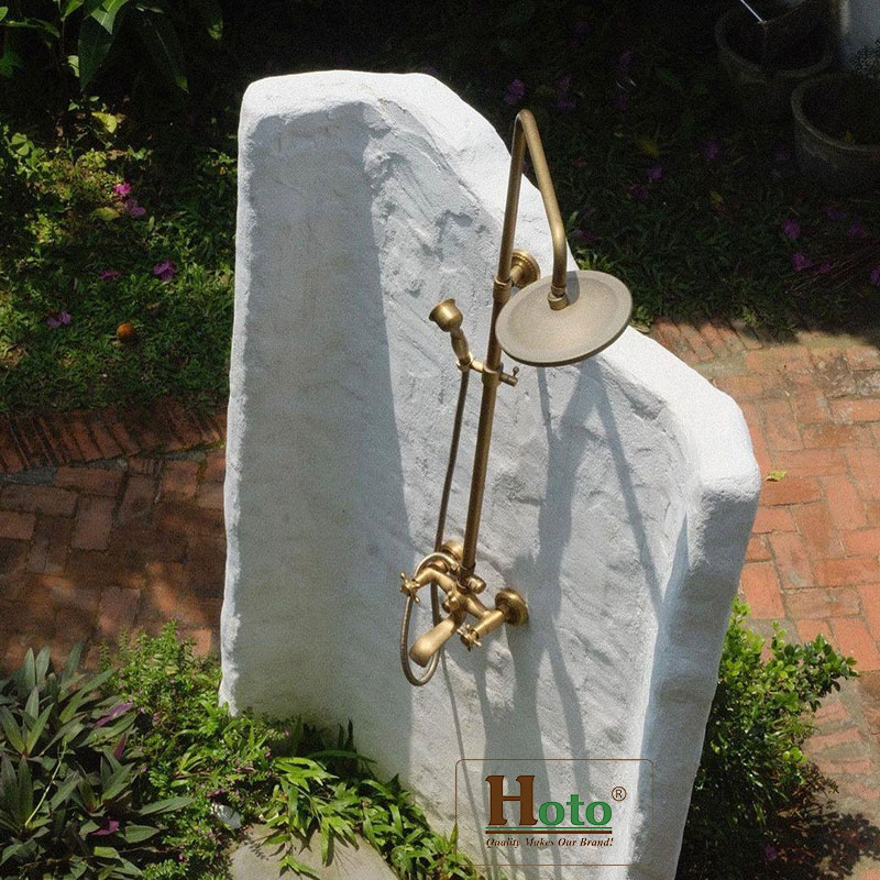 Sen tắm bằng đồng Kanly GCS05 với kiểu dáng cổ điển sang trọng dành cho không gian nhà tắm cổ điển.