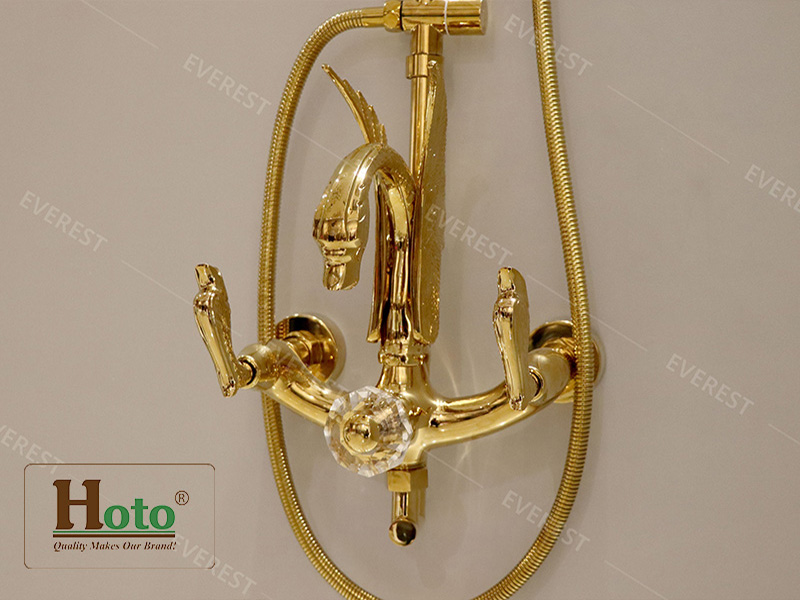 Sen tắm bằng đồng mạ vàng cao cấp hình chim thiên nga EV-MV01.