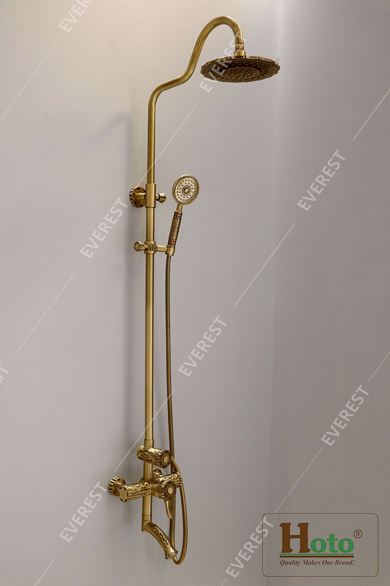 Sen tắm hoa văn cổ điển chất liệu bằng đồng thau cao cấp dành cho nhà tắm hoài cổ.